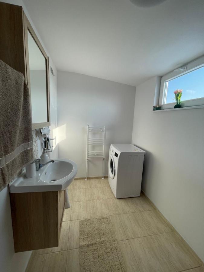 Jokai Apartments Nr9, Code Entry Sfântu-Gheorghe Esterno foto