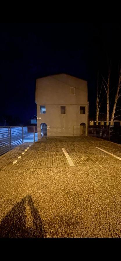 Jokai Apartments Nr9, Code Entry Sfântu-Gheorghe Esterno foto