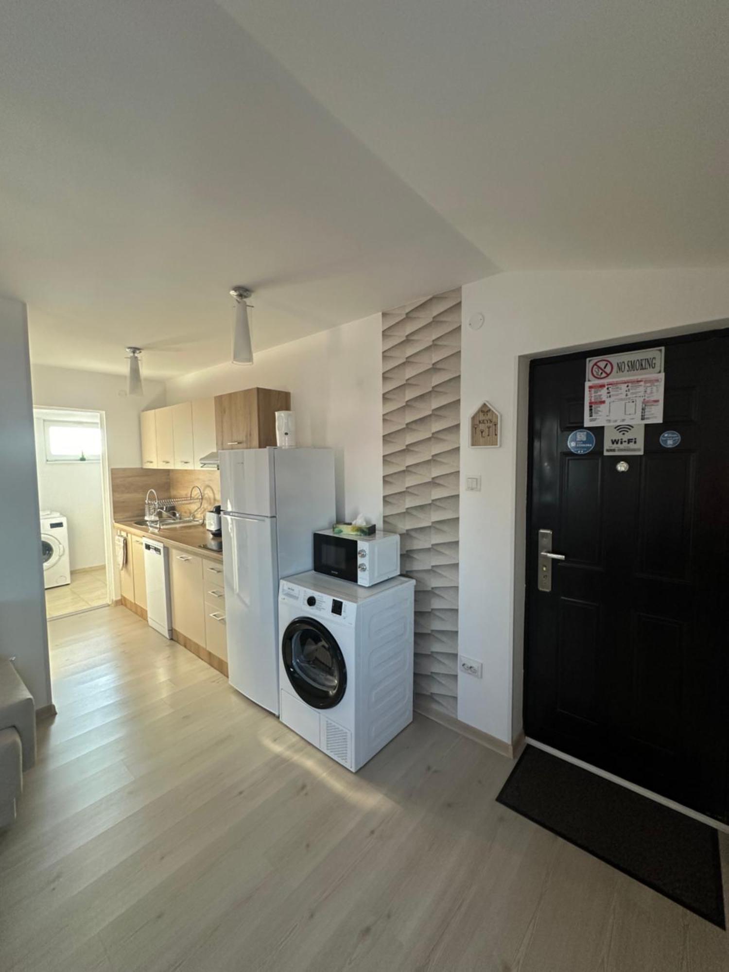 Jokai Apartments Nr9, Code Entry Sfântu-Gheorghe Esterno foto